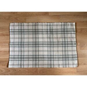 Natco Home Fashions Plaid Layering Rug Indoor 24" X 36" (61 cm X 91.4 cm)